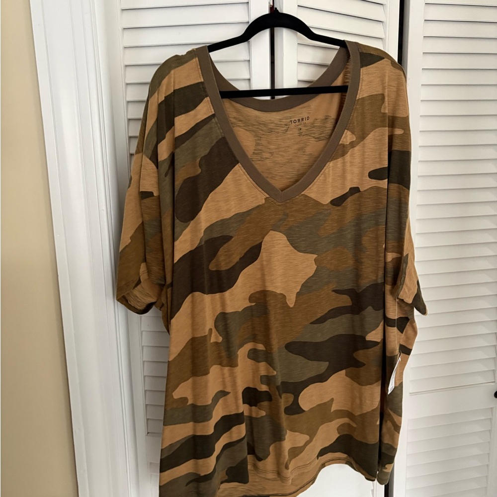 Torrid Women's Brown Camouflage V-Neck Tee
